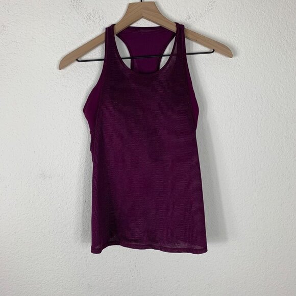 Lululemon Burgundy Tank Built-In Bra Size 4 Athletic Workout Top - Picture 5 of 8